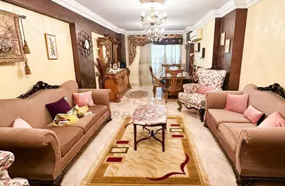 شقة - 3 غرف نوم - 2 حمامات للايجار في شارع محمد فؤاد جلال - الإبراهيمية - حي وسط - الاسكندرية