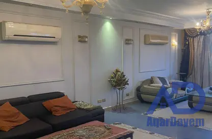شقة - 2 غرف نوم - 2 حمامات للبيع في شارع عباس العقاد - المنطقة الأولى - مدينة نصر - القاهرة