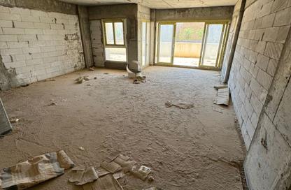 Villa - 3 - 2 for sale in Mountain View iCity October - 6 October Compounds - 6 October City - Giza