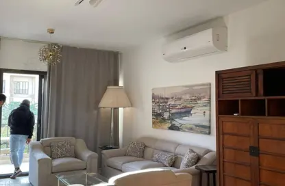 شقة - 3 غرف نوم - 3 حمامات للايجار في مون ريزيدنس - فيفث سكوير - التجمع الخامس - مدينة القاهرة الجديدة - القاهرة