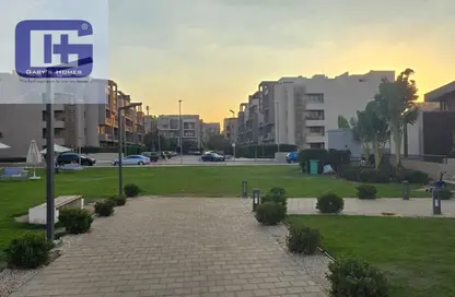 Apartment - Studio - 2 Bathrooms for rent in Moon Residences - Fifth Square - The 5th Settlement - New Cairo City - Cairo