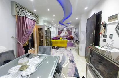 شقة - 3 - 2 للبيع في شارع محرم بك - محرم بك - حي وسط - الاسكندرية شقة - 3 - 2 للبيع في شارع محرم بك - محرم بك - حي وسط - الاسكندرية