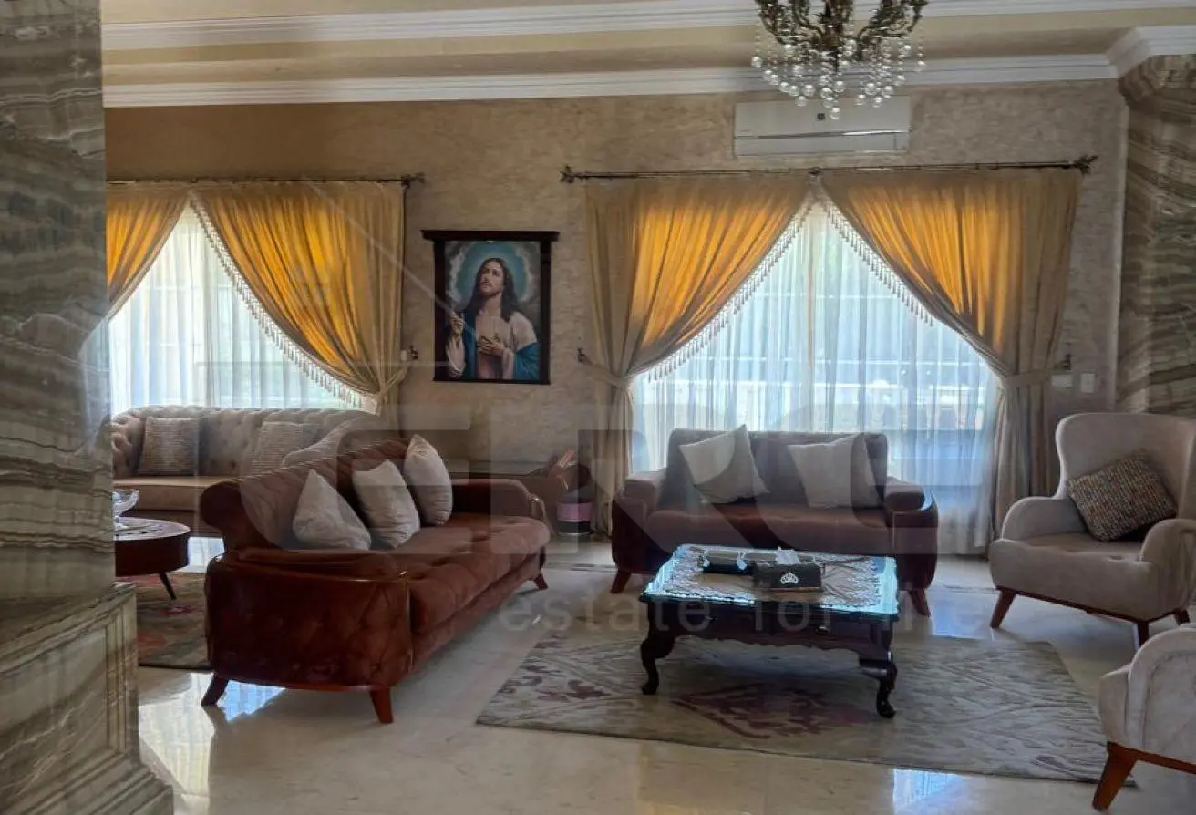 112986870 - Property Main Image