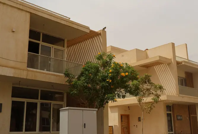 99406038 - Property Image 2