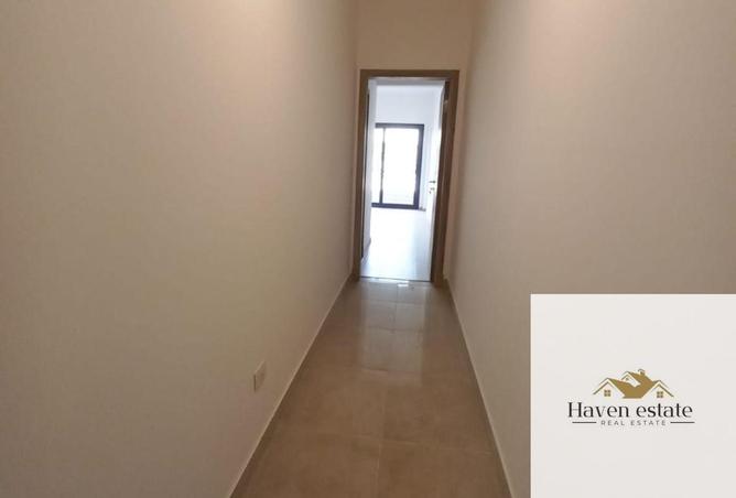 72453818 - Property Image 3