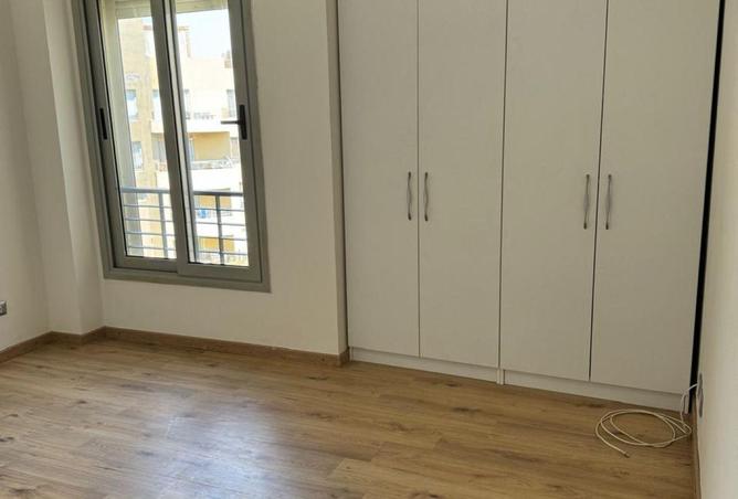 8612353 - Property Image 3