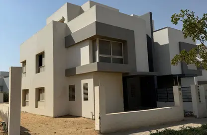 Twin House - 5 Bedrooms - 4 Bathrooms for sale in Hyde Park - New Cairo City - Cairo