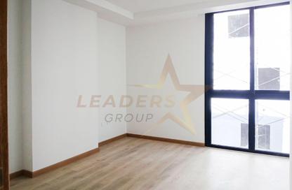 Apartment - 3 Bedrooms - 3 Bathrooms for rent in Sky line - Smouha - Hay Sharq - Alexandria