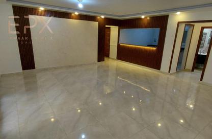 Apartment - 3 Bedrooms - 3 Bathrooms for sale in Al Khamayel city - Sheikh Zayed Compounds - Sheikh Zayed City - Giza