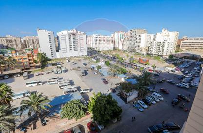 Apartment - 3 Bedrooms - 3 Bathrooms for sale in Mohamed Fawzy Moaz St. - Smouha - Hay Sharq - Alexandria