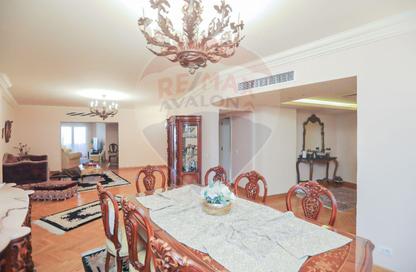 Apartment - 3 Bedrooms - 3 Bathrooms for sale in Mohamed Fawzy Moaz St. - Smouha - Hay Sharq - Alexandria