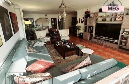 Apartment - 3 Bedrooms - 3 Bathrooms for sale in Sarayat Al Maadi - Hay El Maadi - Cairo