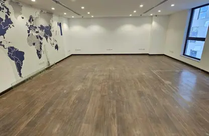 مساحات مكتبية - 2 غرف نوم - 1 حمام للايجار في وان قطامية - كمبوندات القطامية - القطامية - مدينة القاهرة الجديدة - القاهرة