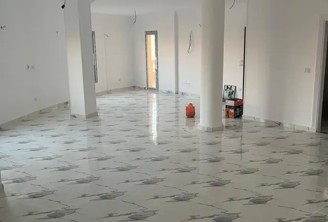121152988 - Property Image 2