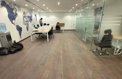 مساحات مكتبية - 3 غرف نوم - 2 حمامات للايجار في وان قطامية - كمبوندات القطامية - القطامية - مدينة القاهرة الجديدة - القاهرة