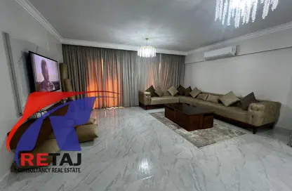 شقة - 3 غرف نوم - 3 حمامات للايجار في شارع عمرو بن العاص - الرحاب المرحلة الثانية - الرحاب - مدينة القاهرة الجديدة - القاهرة