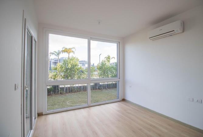 98829787 - Property Image 2
