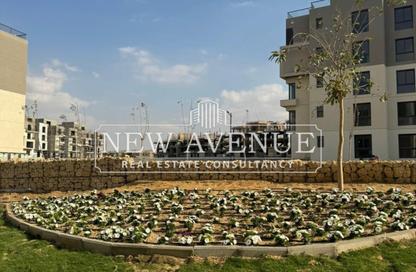 Apartment - 3 Bedrooms - 3 Bathrooms for sale in Sodic East - 6th District - New Heliopolis - Cairo