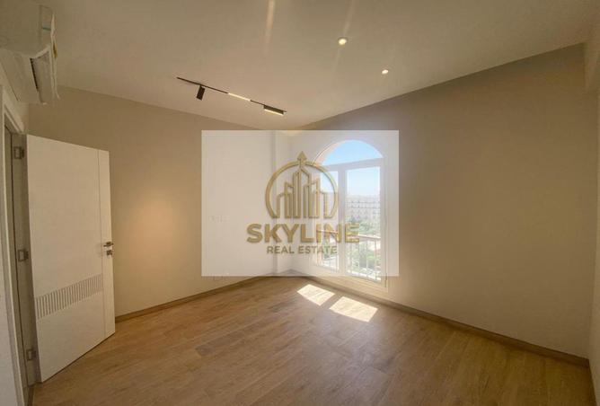 97132308 - Property Image 2