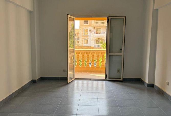 8701685 - Property Image 3