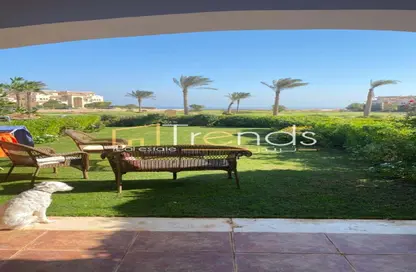 Chalet - 3 Bedrooms - 2 Bathrooms for sale in La Vista 2 - La Vista - Al Ain Al Sokhna - Suez