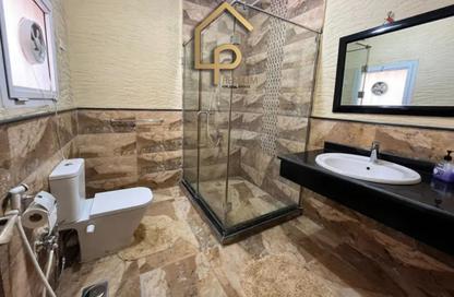 Apartment - 3 Bedrooms - 3 Bathrooms for rent in Zayed 2000 - 4th District - Sheikh Zayed City - Giza