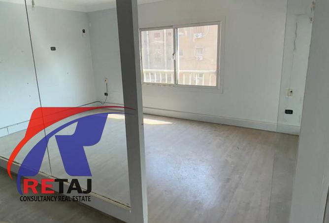 99402876 - Property Image 2