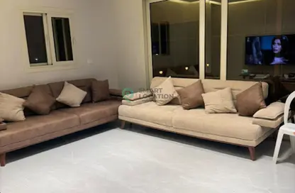 شقة - 2 غرف نوم - 3 حمامات للبيع في الشارع الرابع - الحي الرابع - التجمع الخامس - مدينة القاهرة الجديدة - القاهرة