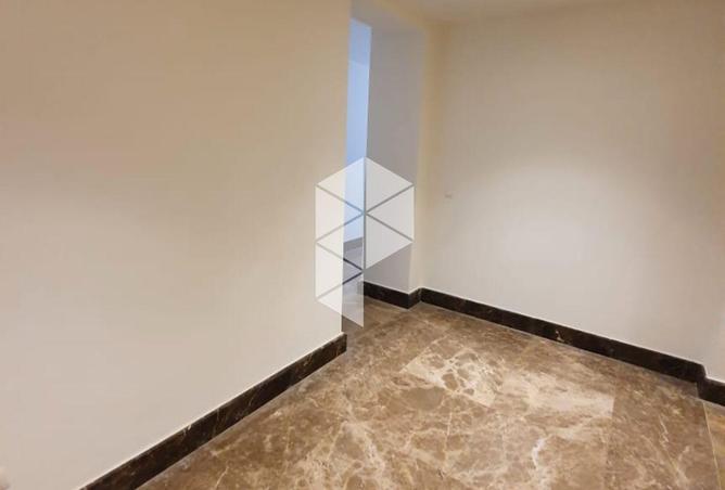 70090624 - صورة العقار 3