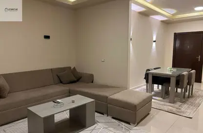 Apartment - 1 Bedroom - 1 Bathroom for rent in Palm Hills Village Gate - South Investors Area - New Cairo City - Cairo Apartment - 1 Bedroom - 1 Bathroom for rent in Palm Hills Village Gate - South Investors Area - New Cairo City - Cairo