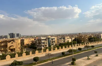 سطح - 3 غرف نوم - 2 حمامات للبيع في الياسمين - الحي الرابع عشر - الشيخ زايد - الجيزة