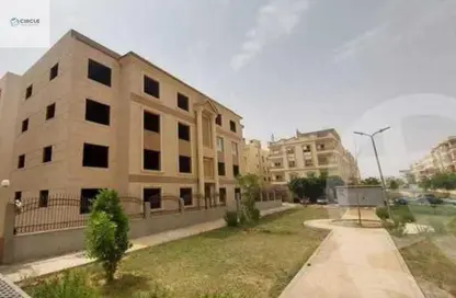 بناية كاملة - 3 غرف نوم - 3 حمامات للبيع في حي النادي - مدينة الشروق - القاهرة