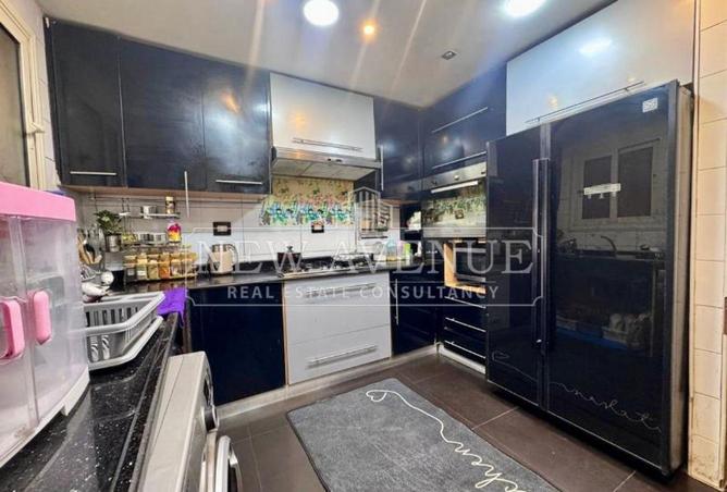 98825567 - Property Image 3