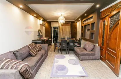 شقة - 2 غرف نوم - 1 حمام للبيع في شارع البرت الاول - سموحة - حي شرق - الاسكندرية