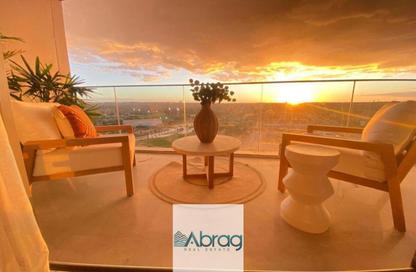 Apartment - 3 Bedrooms - 2 Bathrooms for sale in Village Views - Zed Towers - Sheikh Zayed Compounds - Sheikh Zayed City - Giza