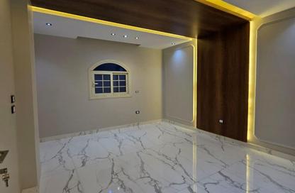 Apartment - 3 Bedrooms - 2 Bathrooms for sale in Gate 2 - Ahmose - Hadayek El Ahram - Giza
