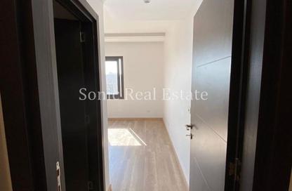 Apartment - 2 Bedrooms - 2 Bathrooms for sale in District 5 - 5th Settlement Compounds - The 5th Settlement - New Cairo City - Cairo