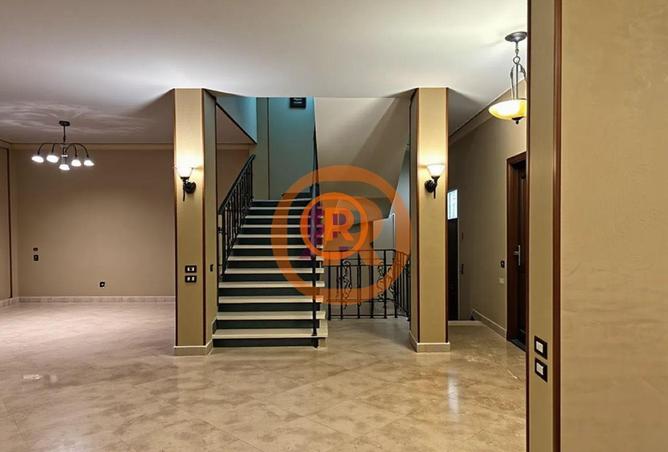 8716138 - Property Image 2