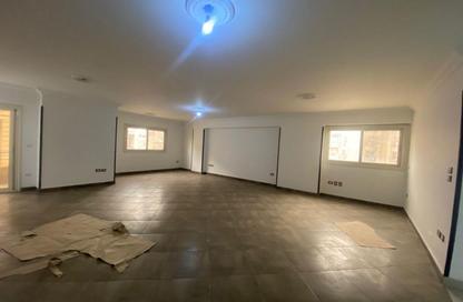 شقة - 3 غرف نوم - 3 حمامات للايجار في شارع عبد المنعم رياض - المهندسين - الجيزة