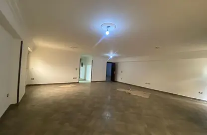 Apartment - 3 Bedrooms - 3 Bathrooms for rent in Abdel Moneim Riad St. - Mohandessin - Giza