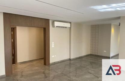 Apartment - 4 - 4 for sale in Mountain View Hyde Park - 5th Settlement Compounds - The 5th Settlement - New Cairo City - Cairo Apartment - 4 - 4 for sale in Mountain View Hyde Park - 5th Settlement Compounds - The 5th Settlement - New Cairo City - Cairo