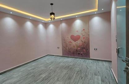 Apartment - 3 Bedrooms - 2 Bathrooms for sale in Gate 2 - Ahmose - Hadayek El Ahram - Giza