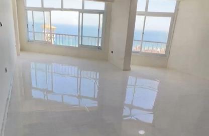Apartment - 2 Bedrooms - 2 Bathrooms for sale in Stanley Bridge - Stanley - Hay Sharq - Alexandria Apartment - 2 Bedrooms - 2 Bathrooms for sale in Stanley Bridge - Stanley - Hay Sharq - Alexandria