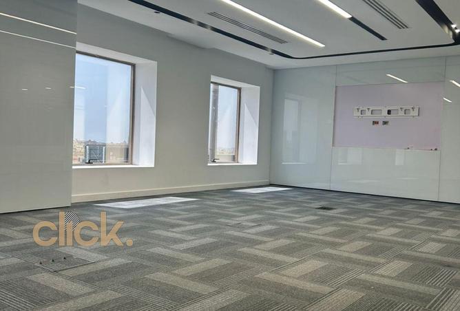 102914977 - Property Image 3