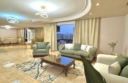 Apartment - 3 Bedrooms - 3 Bathrooms for rent in El Rehab Extension - Al Rehab - New Cairo City - Cairo