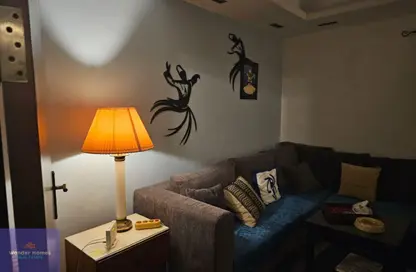 Apartment - 2 Bedrooms - 1 Bathroom for rent in Garden City St. - Garden City - Cairo