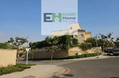 Villa - 6 Bedrooms - 4 Bathrooms for rent in Levana - Uptown Cairo - Mokattam - Cairo