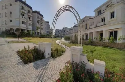 Townhouse - 3 Bedrooms - 3 Bathrooms for sale in Mountain View 4 - 6 October Compounds - 6 October City - Giza