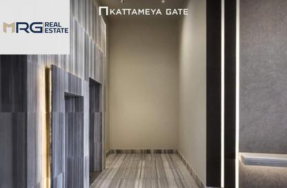 Apartment - 3 Bedrooms - 2 Bathrooms for sale in Katameya Gate - El Katameya Compounds - El Katameya - New Cairo City - Cairo Apartment - 3 Bedrooms - 2 Bathrooms for sale in Katameya Gate - El Katameya Compounds - El Katameya - New Cairo City - Cairo