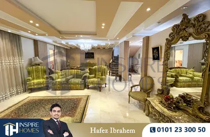 Duplex - 4 Bedrooms - 3 Bathrooms for rent in 7th District - Sheikh Zayed City - Giza